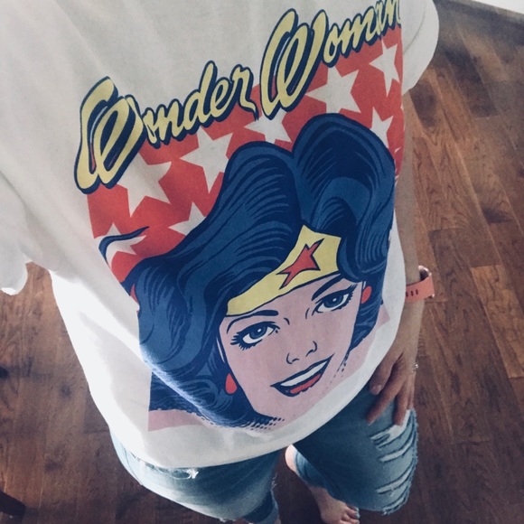 Meet your Posher, Stephanie - Picture 1 of 1